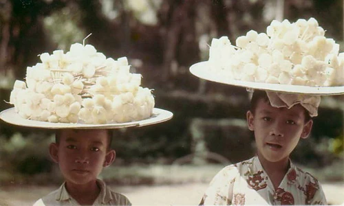 Ảnh màu độc về trẻ em miền Nam, Trung trước 1975