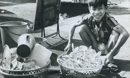 Sài Gòn giai đoạn 1973-1975 qua ống kính Boris Spremo (1)