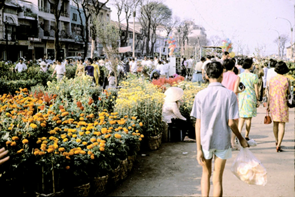 Ảnh hiếm đường hoa Nguyễn Huệ - Sài Gòn năm 1969