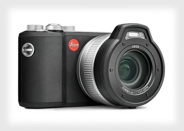Cận cảnh máy ảnh Leica X-U (Typ 113) siêu bền, giá 3000 USD