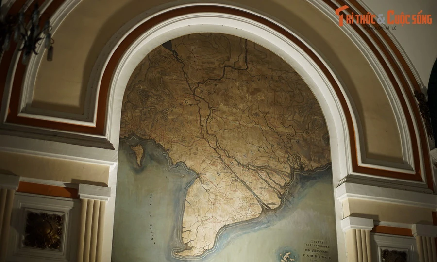 10 sự thật cực lý thú về tòa bưu điện trứ danh Sài Gòn