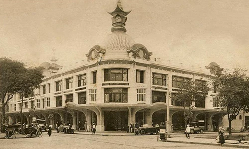 Hình ảnh lịch sử không thể lãng quên về Thương xá Tax