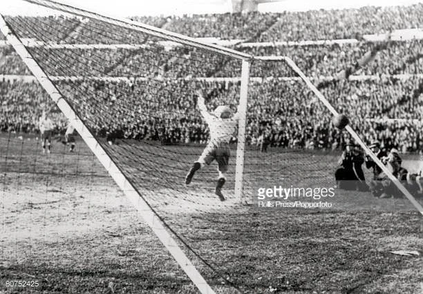 Hình ảnh đáng nhớ về World Cup đầu tiên trong lịch sử