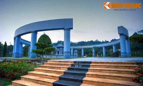 Giải mã ngôi mộ tập thể nổi tiếng Yên Bái 