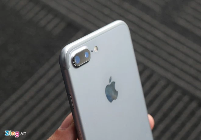 Ngắm iPhone 7 Plus phiên bản cực hiếm tại Việt Nam
