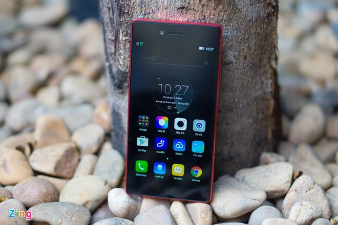 Smartphone camera 16 chấm, RAM 3 GB giá 7,9 triệu ở VN