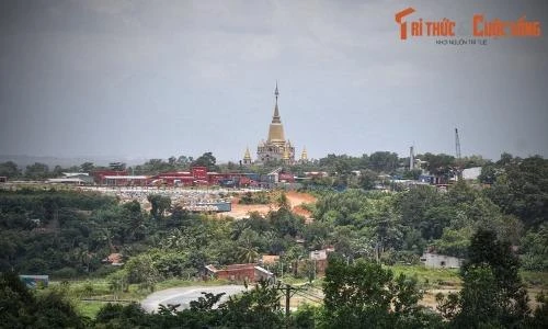 Điều ít biết về tòa bảo tháp có kiến trúc ấn tượng nhất Việt Nam