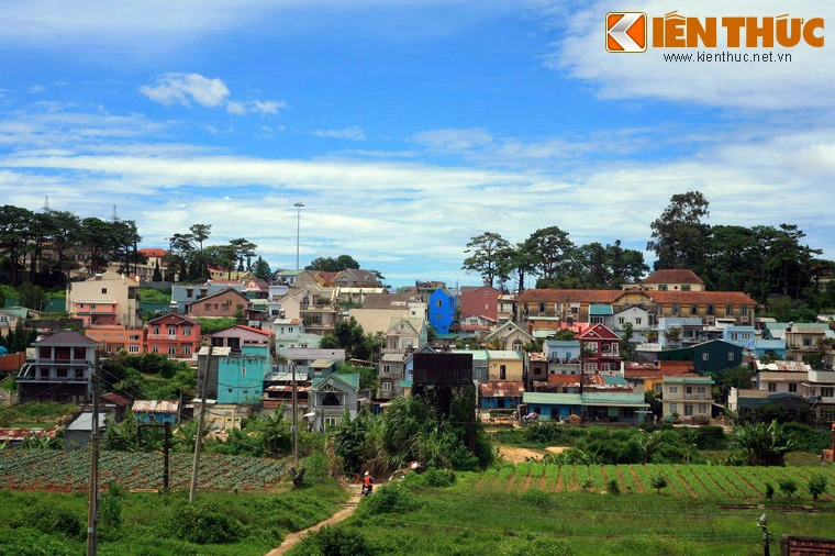 Chiêm ngưỡng nhà ga tàu hỏa cổ đẹp nhất Việt Nam