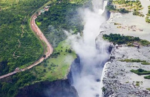 Những điều kỳ lạ thú vị khiến du khách kinh ngạc về châu Phi