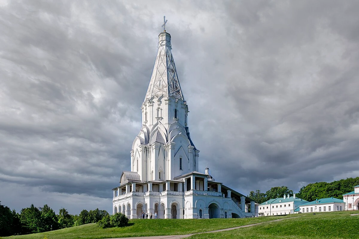 Cận cảnh kiệt tác nhà thờ trắng nổi tiếng thế giới của nước Nga