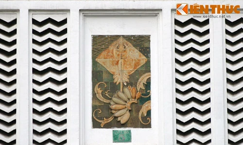 Sự thật giờ mới biết về bức phù điêu chợ Bến Thành