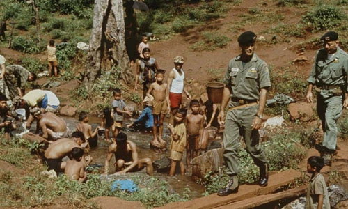 Ảnh độc về đặc nhiệm Mỹ ở Việt Nam năm 1964 (2) 