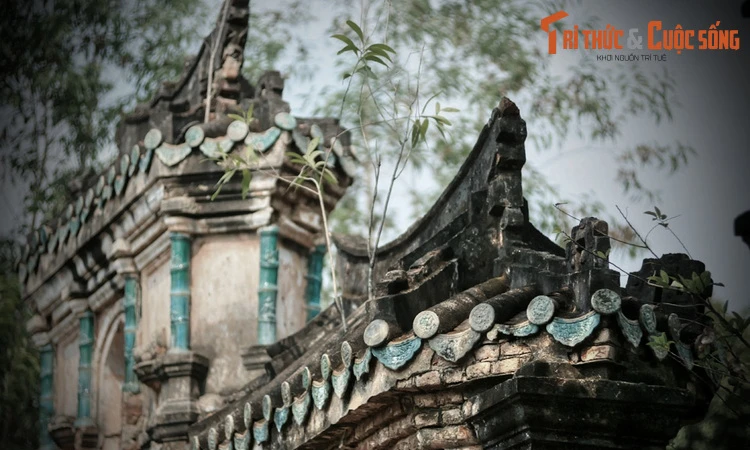 Bất ngờ với danh tính chủ nhân mộ cổ hoành tráng nhất Bình Dương