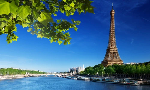 Những công trình tuyệt vời bên bờ sông Seine của Paris