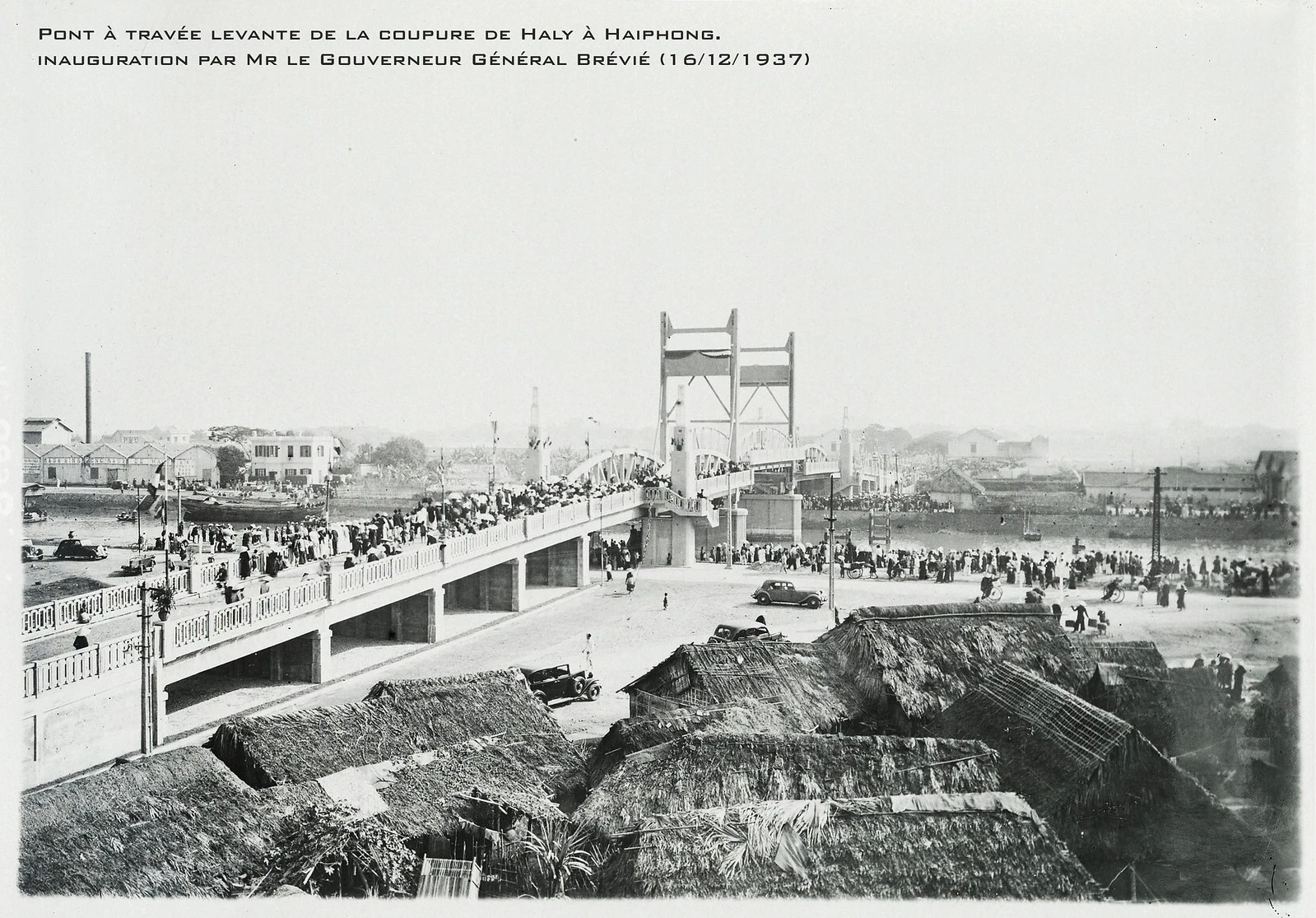 Cây cầu độc đáo có thể thay đổi chiều cao ở Hải Phòng xưa