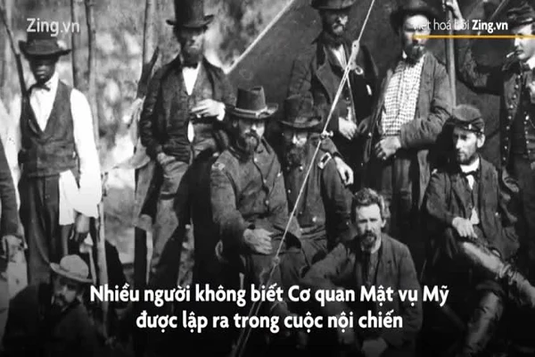 Cựu mật vụ Mỹ chỉ cách nhận biết đồng 100 USD giả 