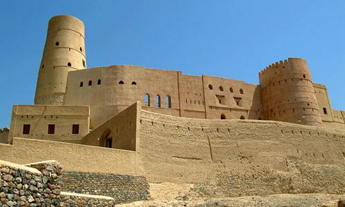 Khám phá kỳ quan pháo đài cổ của đất nước Oman