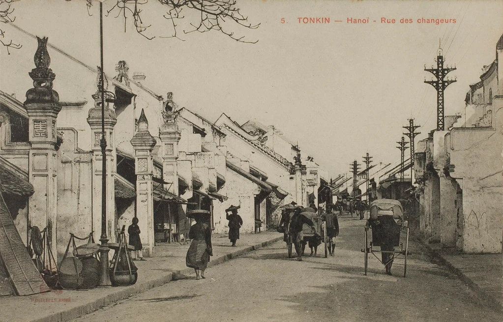 Ảnh hiếm về phố Hàng Bạc ở Hà Nội thế kỷ trước