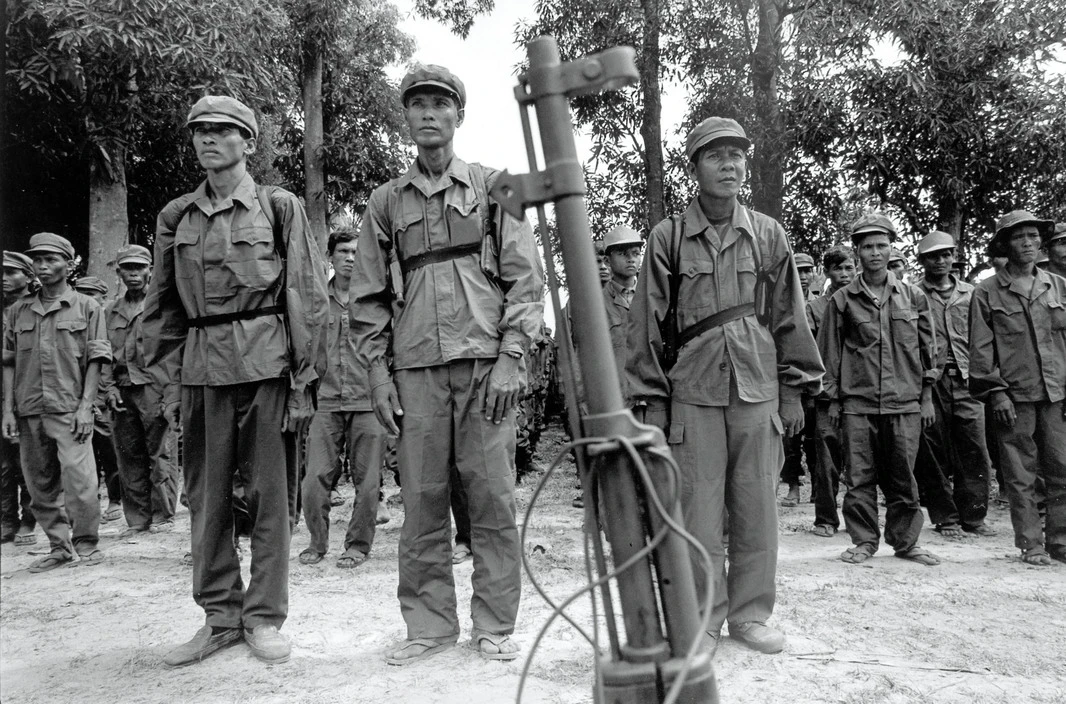 Ảnh cực hiếm về tàn quân Pol Pot năm 1988