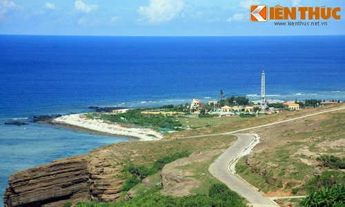 Vẻ đẹp mê hồn của ngọn núi lửa lớn nhất đảo Lý Sơn