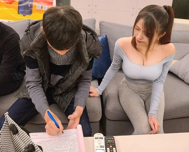 Trang phục công sở khiến nhiều người cảm thấy bối rối