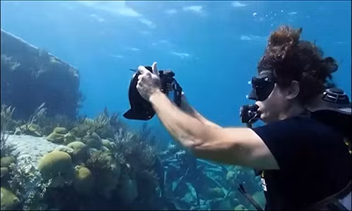 Khám phá tàu đắm dưới biển ở Tam giác Quỷ