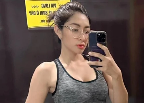 Từng rạn da nặng vì mang song thai, Đặng Thu Thảo nay ra sao