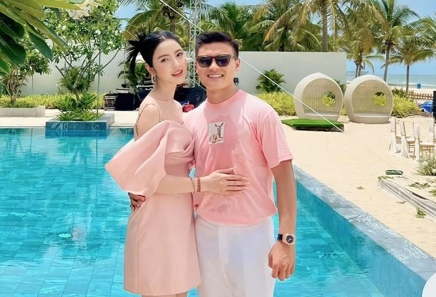 Chỉ một chi tiết chứng tỏ Quang Hải rất chiều Chu Thanh Huyền 