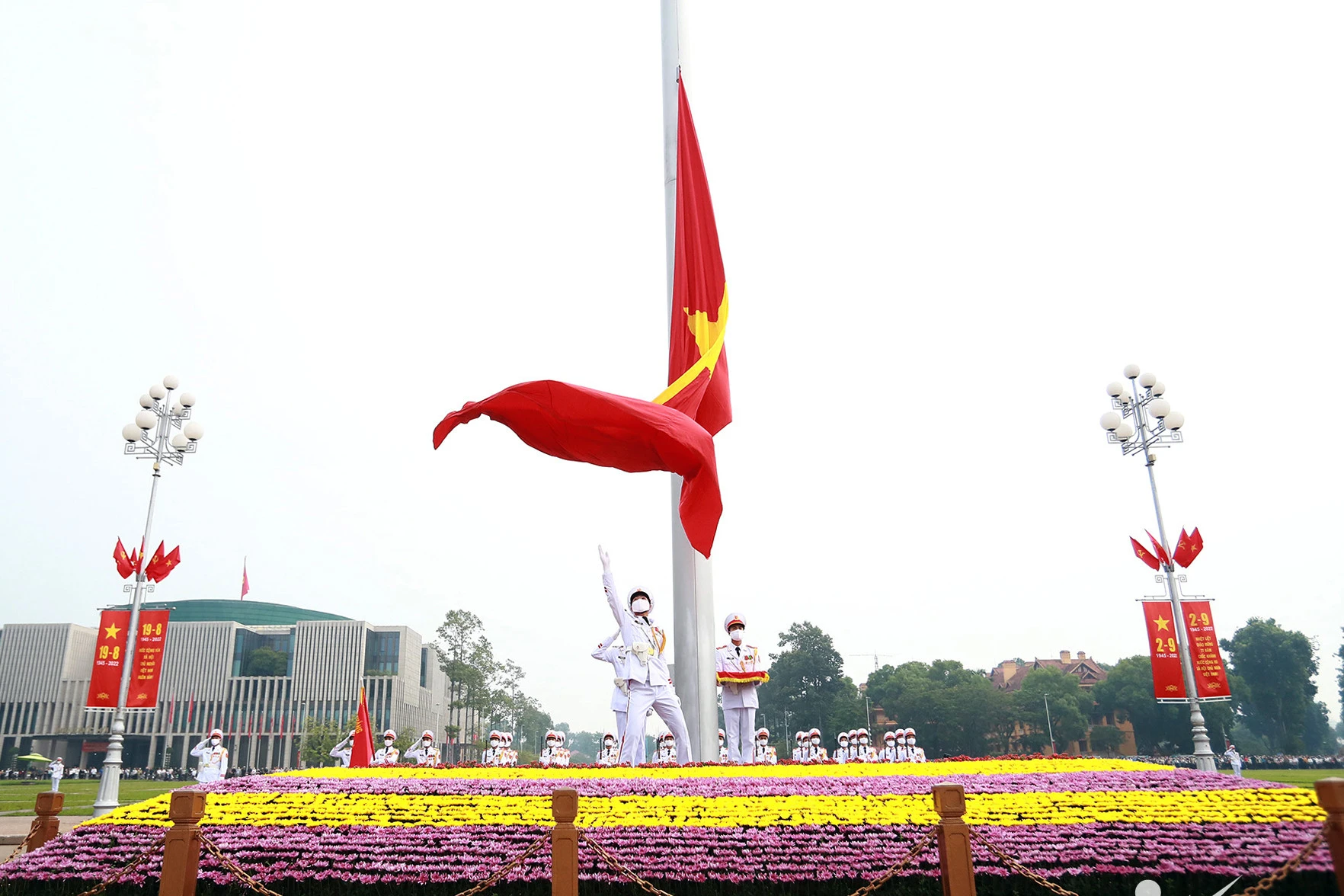 Lễ thượng cờ dịp Quốc khánh ở quảng trường Ba Đình