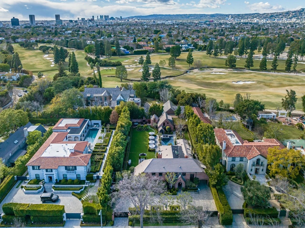 Dinh thự 7,7 triệu USD của các ngôi sao Hollywood