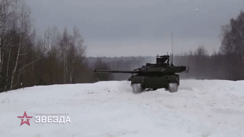 Nếu không kể T-14 Armata, dòng xe mang tính cách mạng nhưng lại đang gặp khó khăn trong chế tạo khiến cho số lượng ít ỏi, thì T-90M đang là xe tăng chủ lực mạnh nhất hiện nay của Nga. Theo Armyrecognition, Militay Today.
