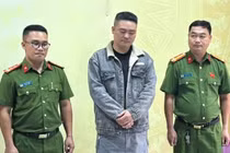 Khởi tố đối tượng vận chuyển hàng lậu qua biên giới ở Quảng Trị
