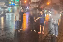 Bắt nóng nhóm cướp giật tài sản ở Khánh Hoà