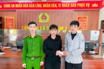 Nhặt được điện thoại, nam sinh ở Hà Tĩnh tìm người trả lại