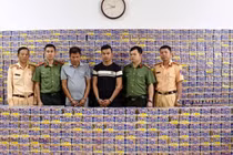 Bắt 2 đối tượng vận chuyển 1,5 tấn pháo hoa nổ ở Nghệ An