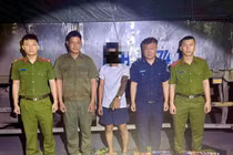 Bắt giữ 2 vụ vận chuyển pháo lậu ở Quảng Trị