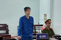 Cướp điện thoại trị giá 1,5 triệu đồng, nam thanh niên lĩnh hơn 3 năm tù