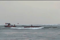 Cứu sống 5 ngư dân gặp nạn trên vùng biển Quảng Trị