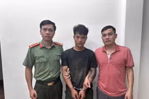 Hai đối tượng truy nã “sa lưới” sau nhiều năm lẩn trốn