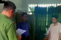 Cán bộ xã ở Lâm Đồng chiếm đoạt tiền cứu trợ lũ lụt để đầu tư tiền ảo 