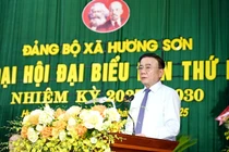 Đồng chí Trần Cẩm Tú dự Đại hội Đảng bộ xã điểm ở Hà Tĩnh