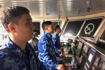 Nỗ lực tìm kiếm ngư dân mất tích trên vùng biển Hà Tĩnh