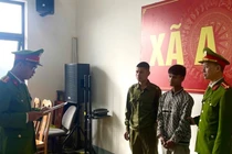 Khởi tố đối tượng đột nhập nhà dân lấy trộm dây chuyền vàng