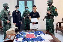 Khởi tố 2 đối tượng vận chuyển ma túy xuyên biên giới