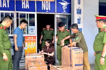 Quầy thuốc không phép bán hơn 5.000 sản phẩm "lậu"