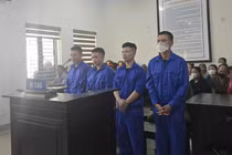 'Đập đá' ngoài nghĩa trang, nhóm bị cáo lĩnh gần 25 năm tù