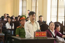 Lĩnh án chung thân vì đâm chết anh vợ