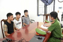 Bắt nhóm “đạo chích” phá két trộm tiền trong nhà thờ ở Hà Tĩnh