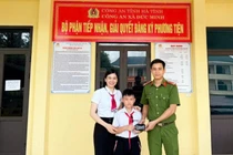 Nhặt được tài sản, học sinh ở Hà Tĩnh tìm người trả lại