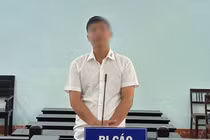 Nam thanh niên lĩnh án tù vì đập vỡ điện thoại người yêu cũ